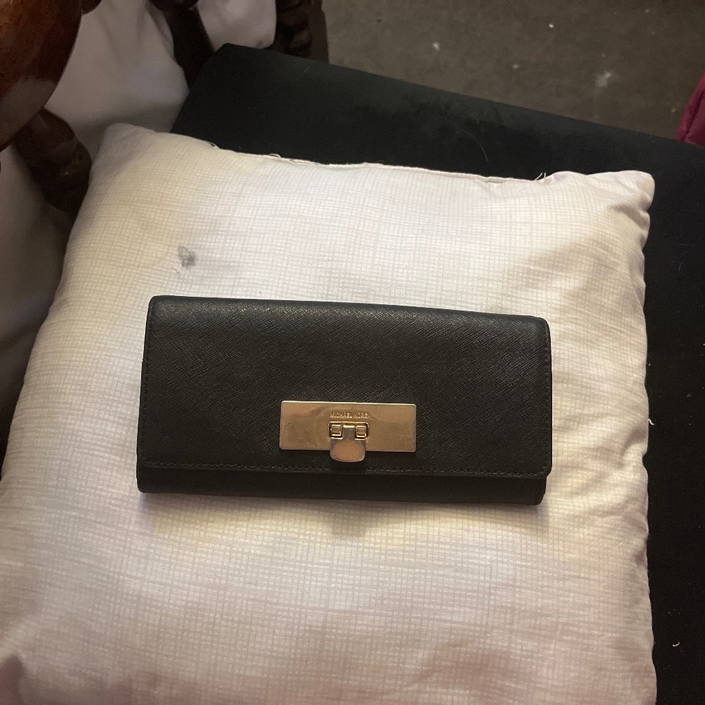 Black leather, Michael Kors, wallet